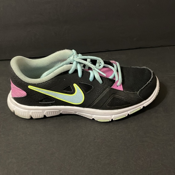 NIKE REVOLUTION YOUTH SNEAKERS - Picture 11 of 12